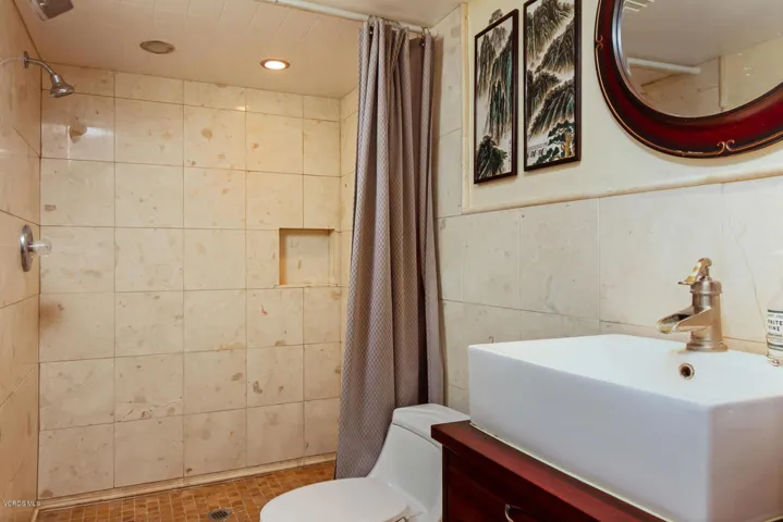 1510 Brodiea Ave-040-027-Unit 2-MLS_Size