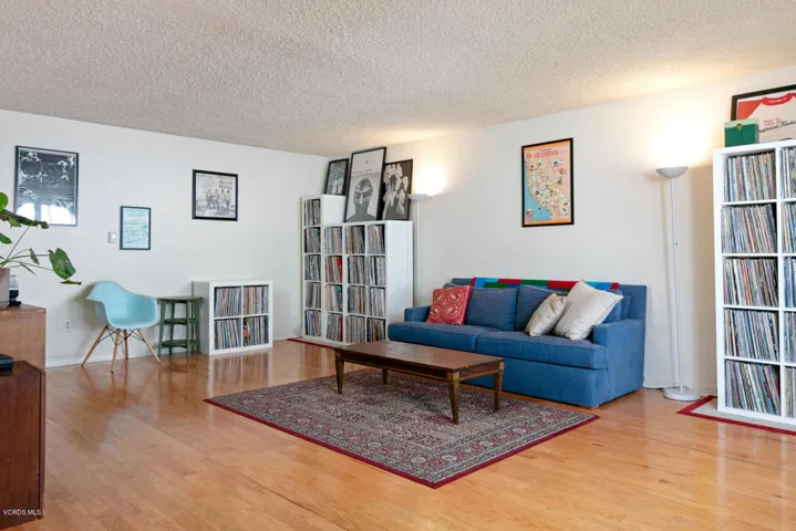 4700 Dean Dr 408-006-023-Living Room-MLS