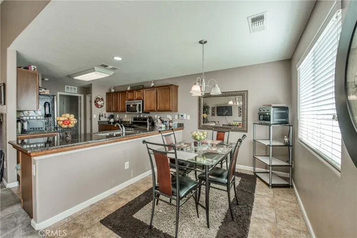 5859 W Fedora Avenue, Fresno, California 93722