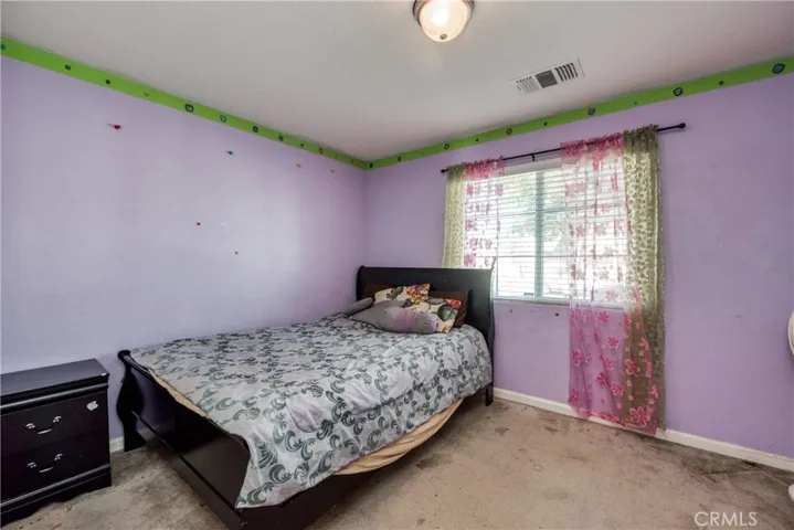 5859 W Fedora Avenue, Fresno, California 93722