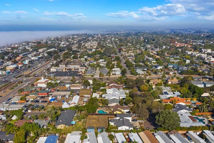 810 Hermes Avenue, Encinitas, California 92024