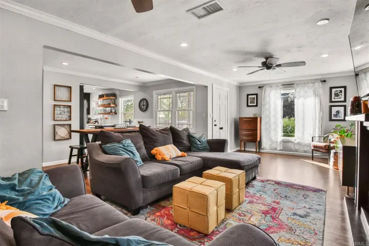 8510 Porter Hill Terrace, La Mesa, California 91942