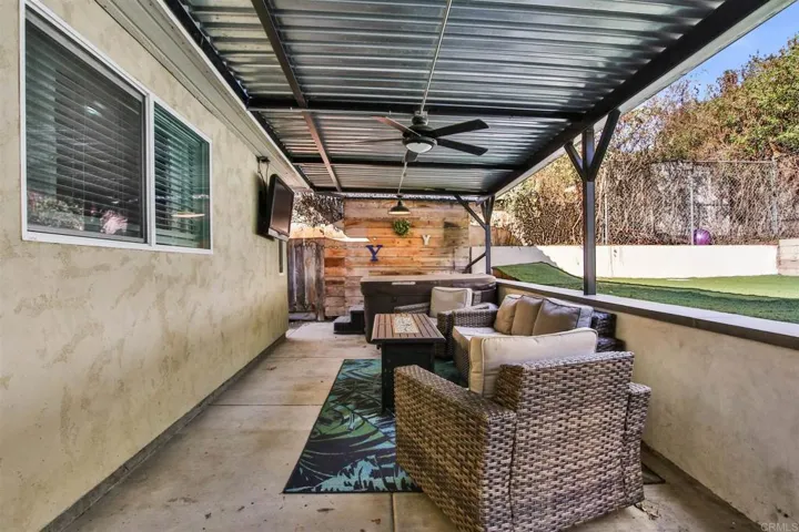 8510 Porter Hill Terrace, La Mesa, California 91942