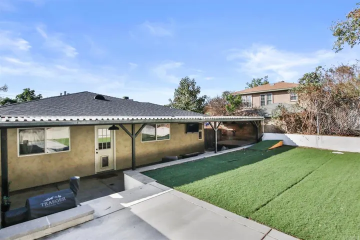 8510 Porter Hill Terrace, La Mesa, California 91942