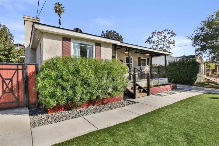 8510 Porter Hill Terrace, La Mesa, California 91942