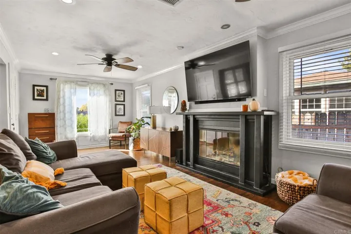 8510 Porter Hill Terrace, La Mesa, California 91942