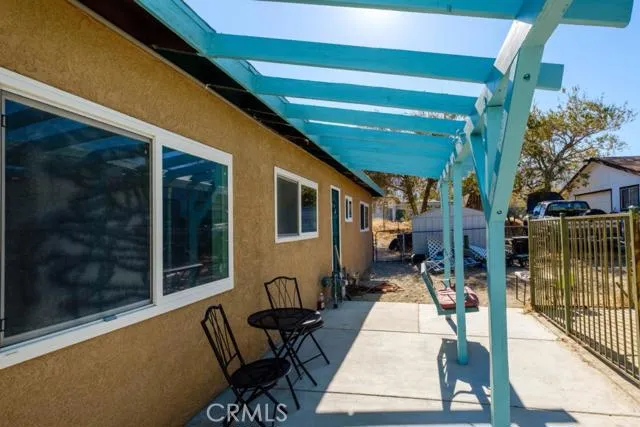 8828 Mesa Road, Lucerne Valley, California 92356