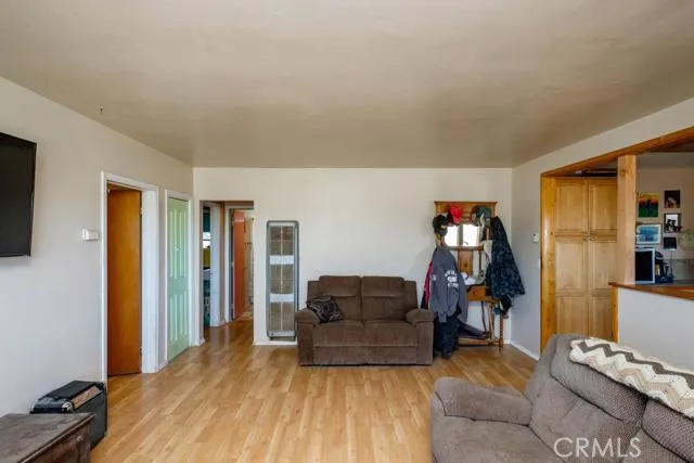 8828 Mesa Road, Lucerne Valley, California 92356