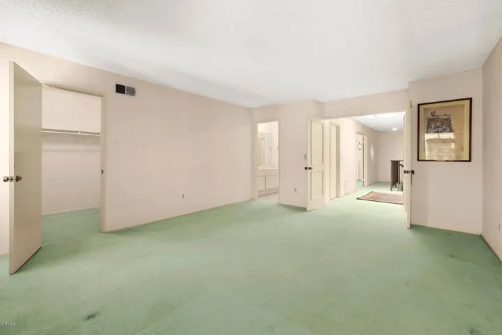 2nd bedroom upper level