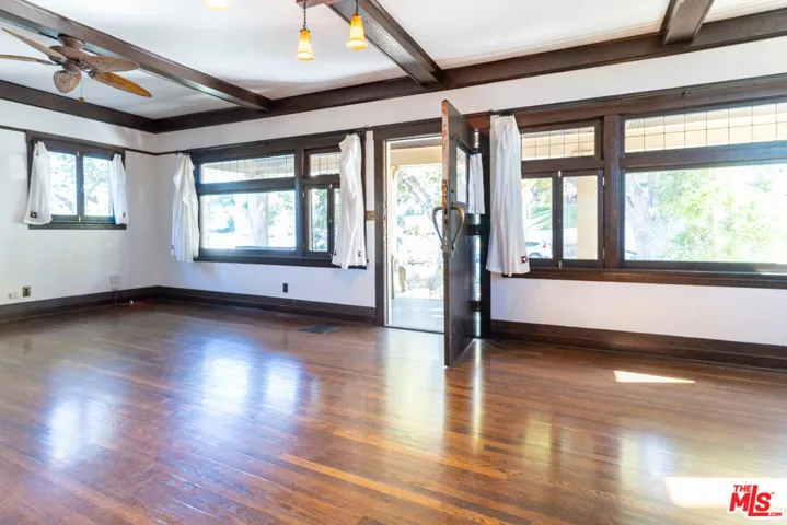 849 N Occidental Boulevard 849, Los Angeles, California 90026