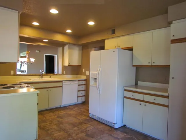 Lots of Cabinet Space in Kitchen