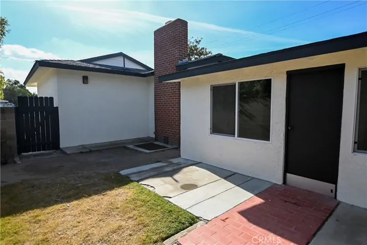 1503 E Willow Street, Anaheim, California 92805