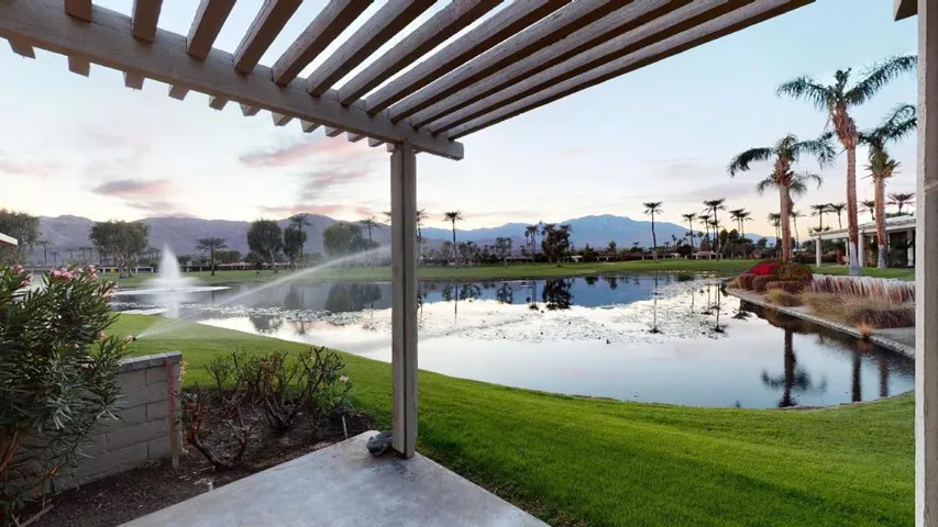 6-Saint-Johns-Court-The-Springs-Rancho-M