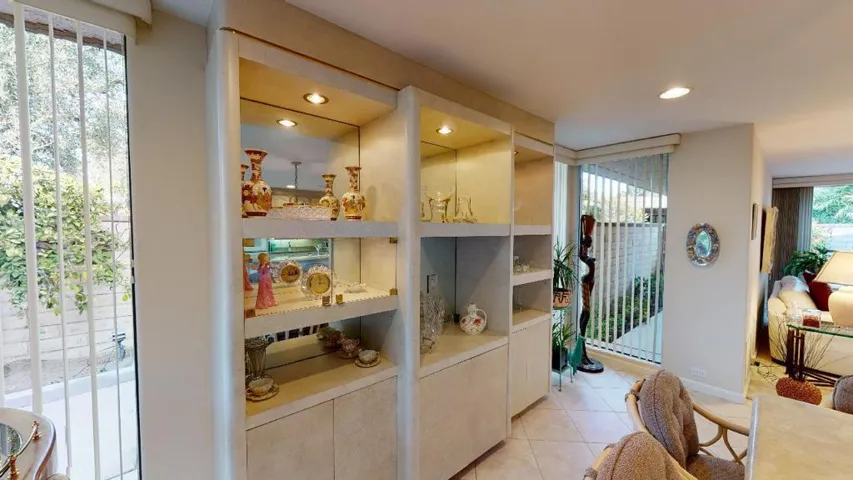 6-Saint-Johns-Court-The-Springs-Rancho-M
