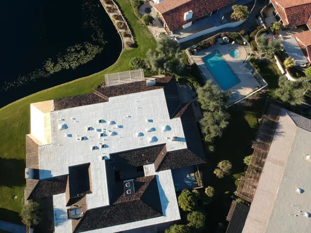 6 Saint James From the air