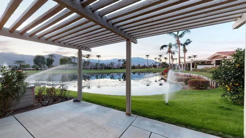 6-Saint-Johns-Court-The-Springs-Rancho-M