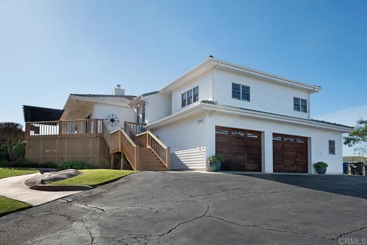 3743 Via Cielo Azul, Alpine, California 91901