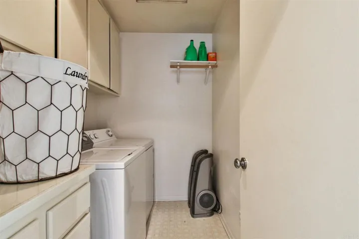 1286 El Mercado Way B, Oceanside, California 92057