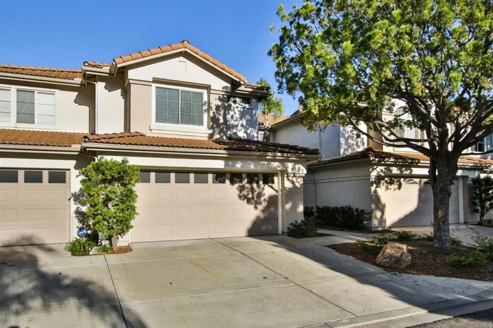 1286 El Mercado Way B, Oceanside, California 92057