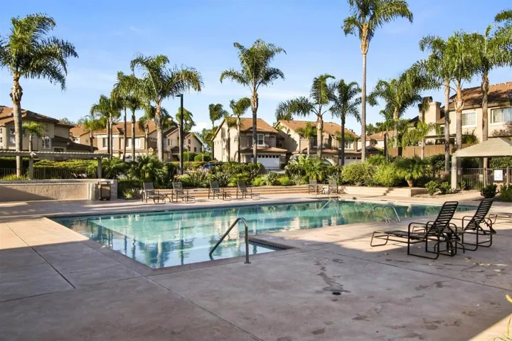 1286 El Mercado Way B, Oceanside, California 92057