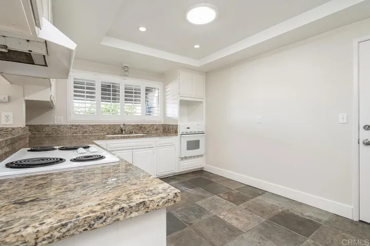 6659 Reservoir Lane, San Diego, California 92115