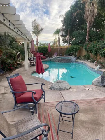 pool