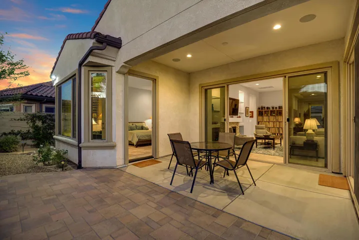 074 BACK COVERED PATIO NIGHT MLS