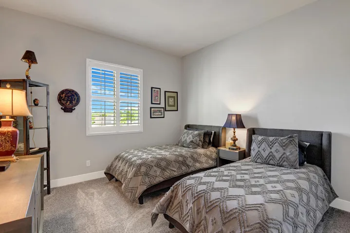 050 GUEST BEDROOM MLS