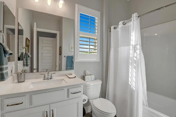 053 GUEST BATHROOM MLS