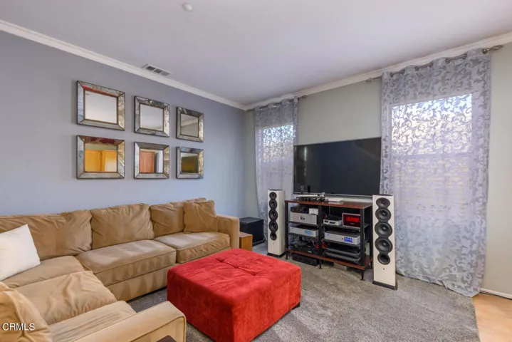 1553 El Soneto Ct Camarillo CA-004-005-I