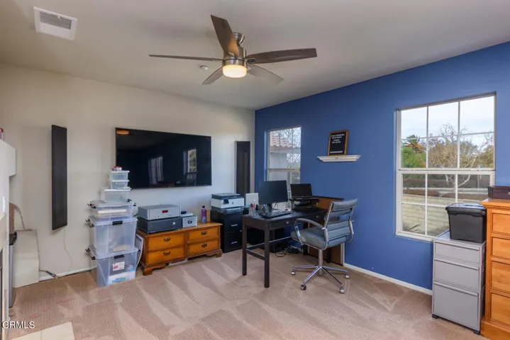 1553 El Soneto Ct Camarillo CA-012-009-I