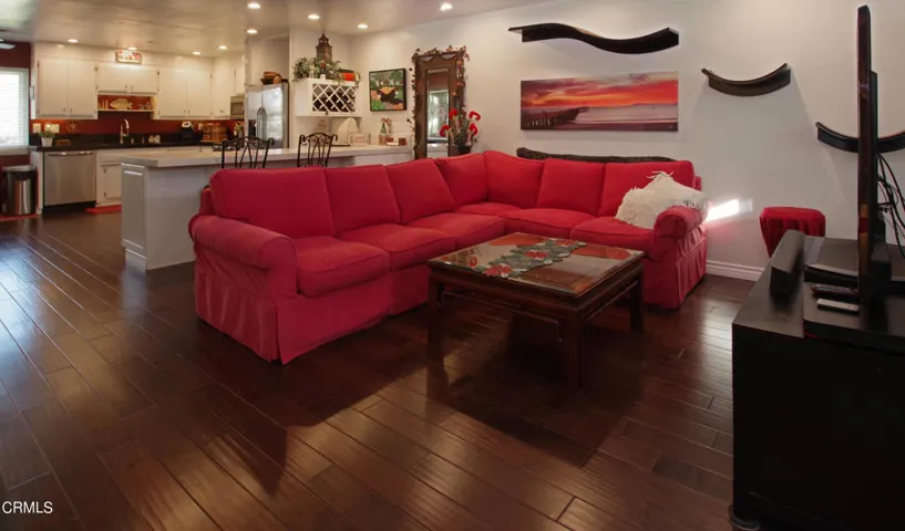 Living Rm (1)
