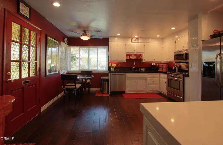 Kitchen 5 (2)