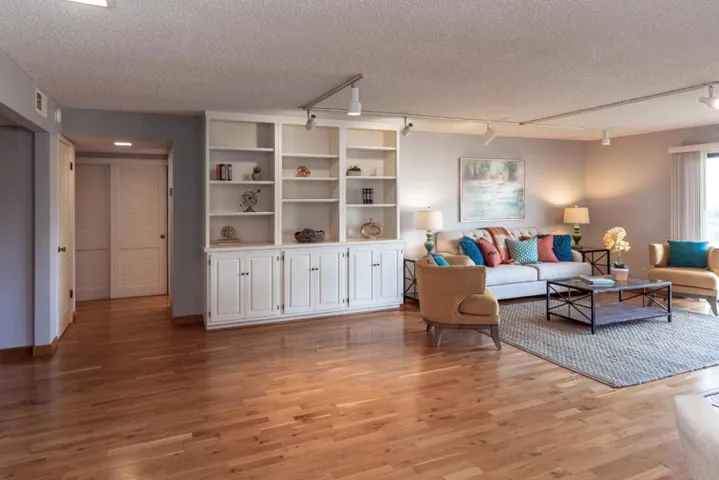8411 Chenin Blanc Lane, San Jose, California 95135