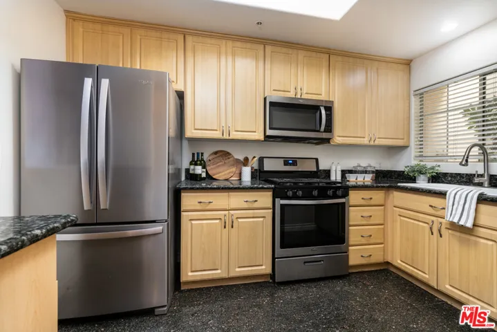 727 N Hollywood Way 103, Burbank, California 91505