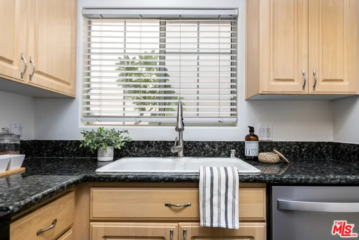 727 N Hollywood Way 103, Burbank, California 91505