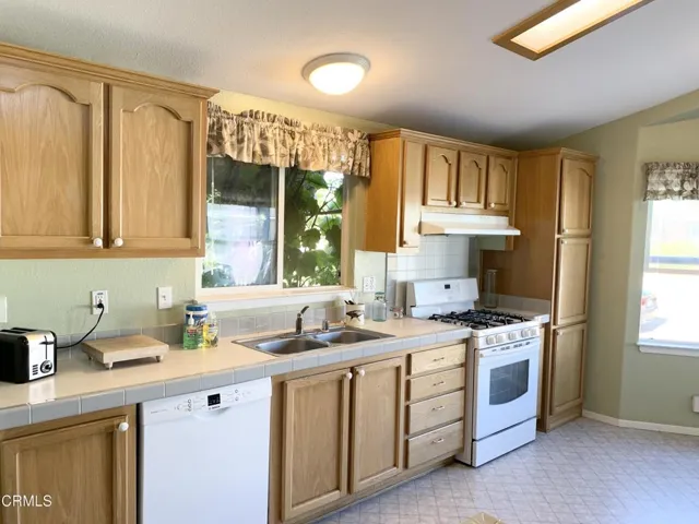 Kitchen 7a