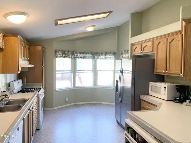 Kitchen 10a