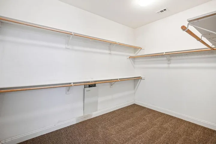 Walk-in closet
