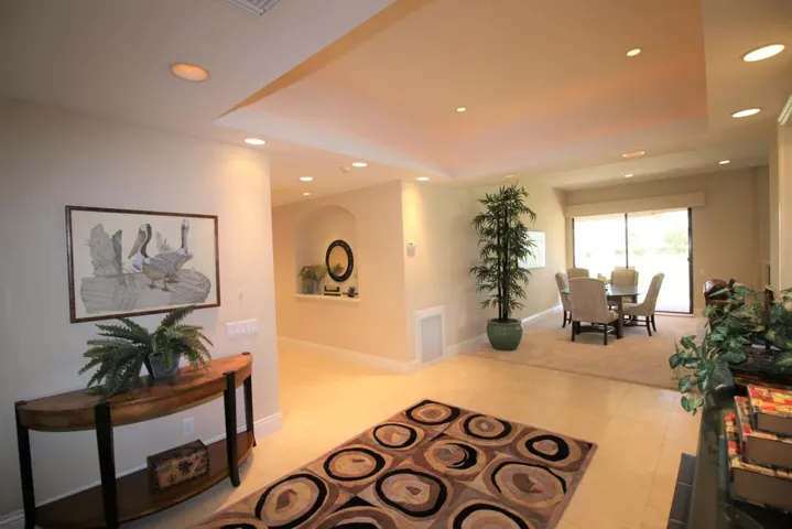 Foyer View5
