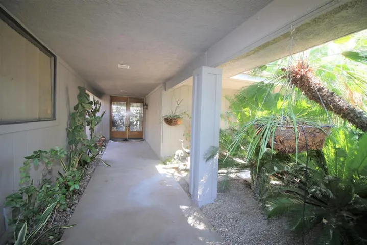 Entry Way2