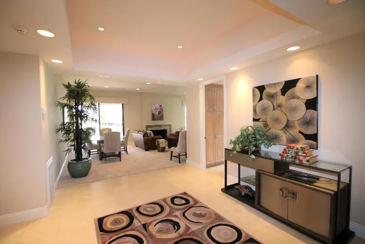 Foyer View1