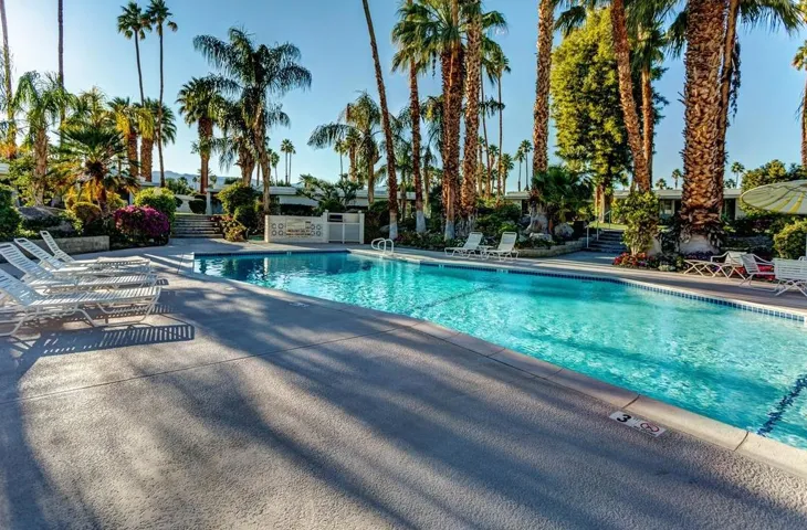 hopi_pool