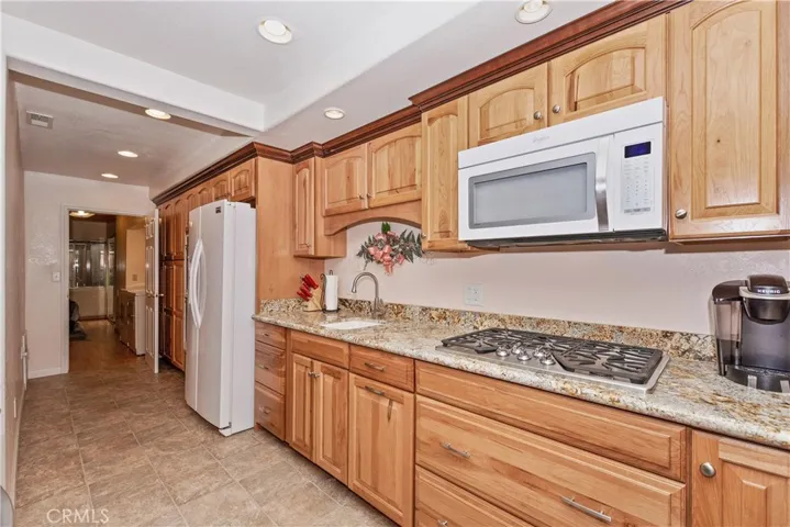 130 Cedar Lane Road, Crestline, California 92325