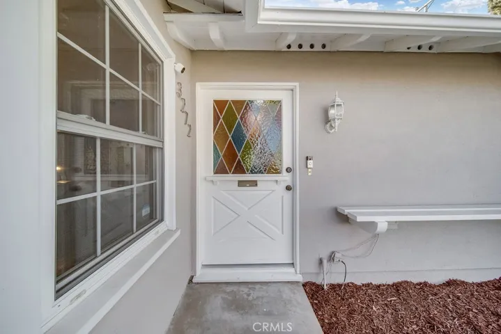 3272 Woodstock Road, Rossmoor, California 90720