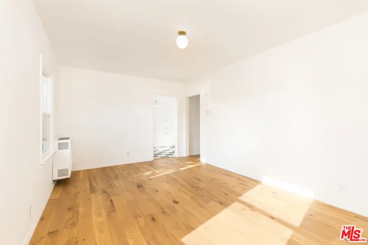 3034 S Virginia Road, Los Angeles, California 90016