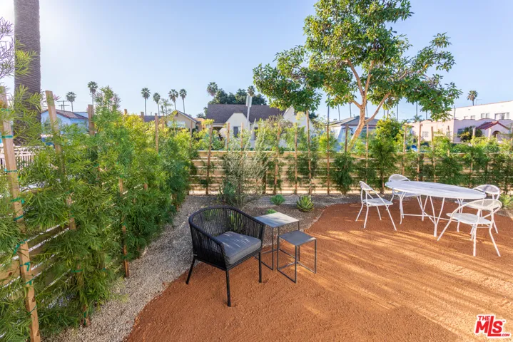 3034 S Virginia Road, Los Angeles, California 90016