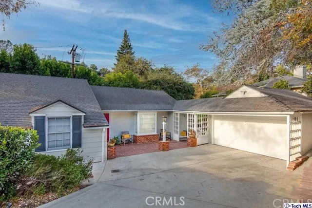 1506 Cheviotdale Drive, Pasadena, California 91105