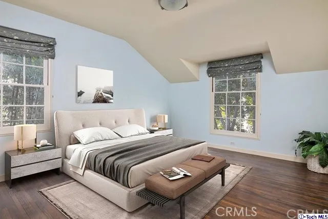 1506 Cheviotdale Drive, Pasadena, California 91105