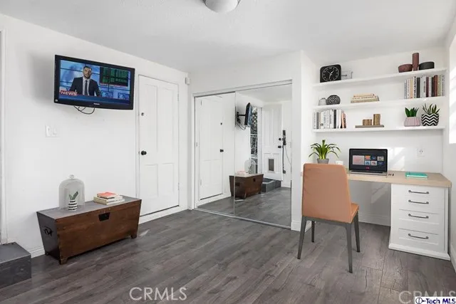 1506 Cheviotdale Drive, Pasadena, California 91105